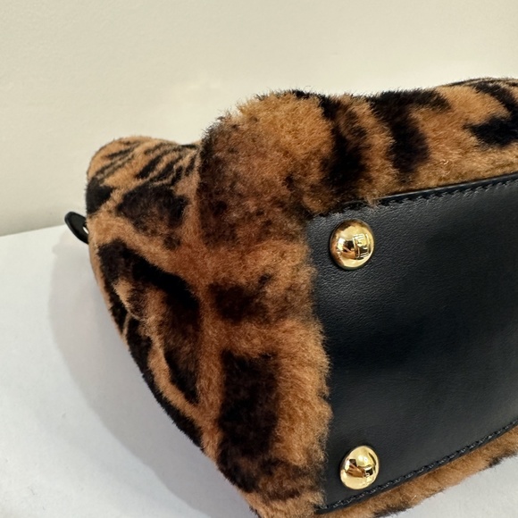 Medium Fendi Zucca Peekaboo - Picture 5 of 11